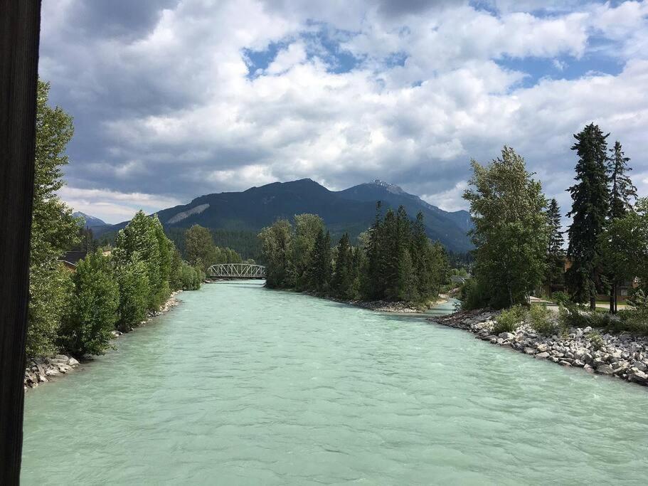 Golden Riverfront Campground Ξενοδοχείο Εξωτερικό φωτογραφία